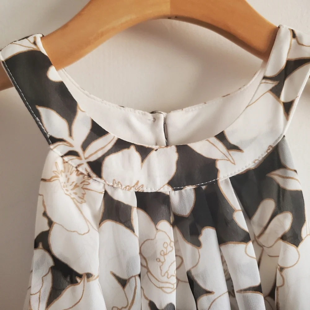 Stella & Julie Black And White Floral Midi  Dress Ruffled Top Size 6 Cocktail